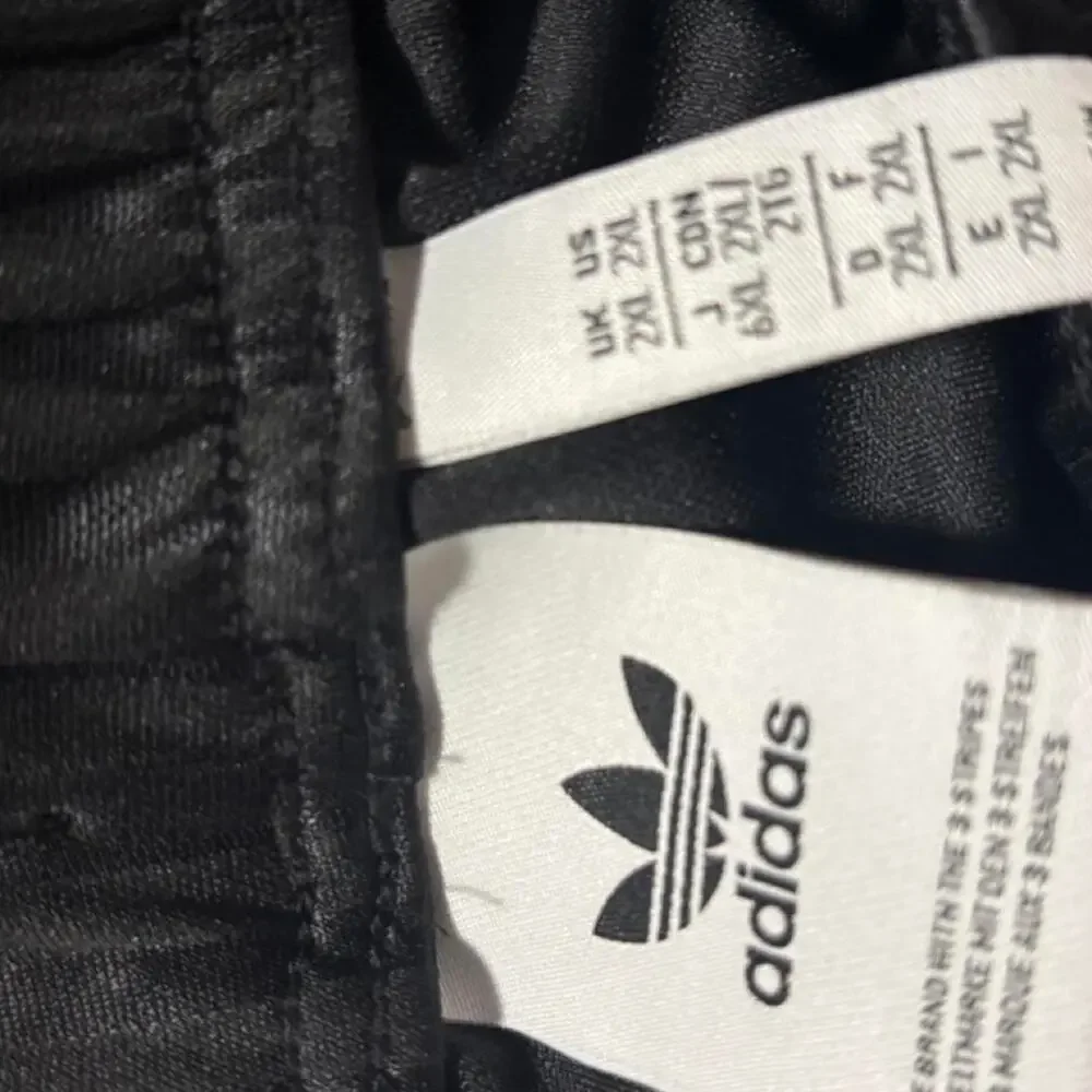 Adidas manchester united black and